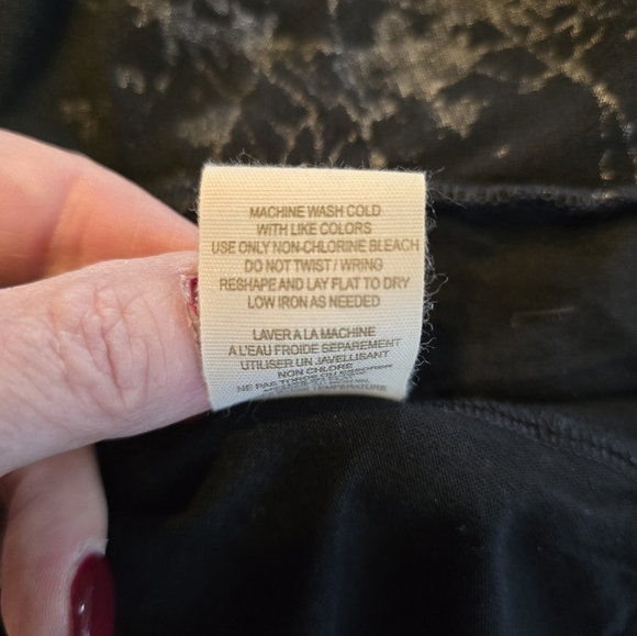 Free People Black Red Multicolor Splattered Print Short Sleeve Top XS - Picture 7 of 8